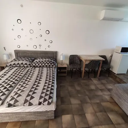 Apartament Vasti *